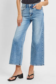 Light Wash High Rise Cropped Jeans