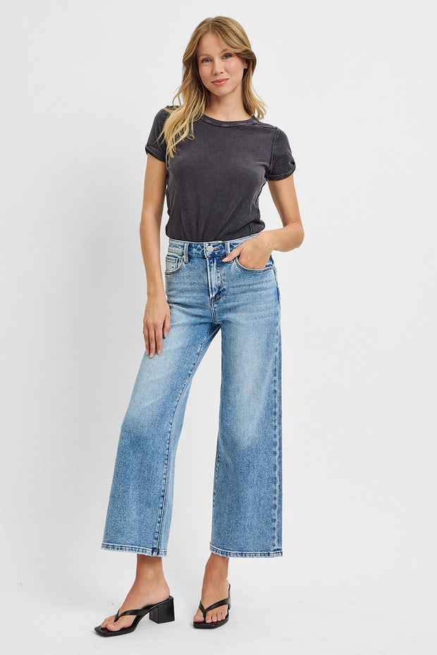 Light Wash High Rise Cropped Jeans