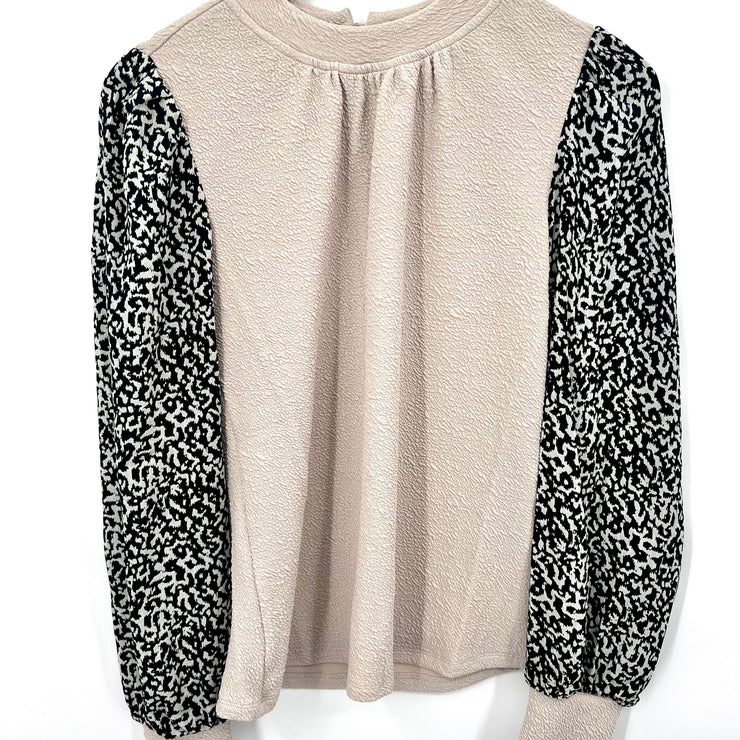 Cream flowy sleeve top