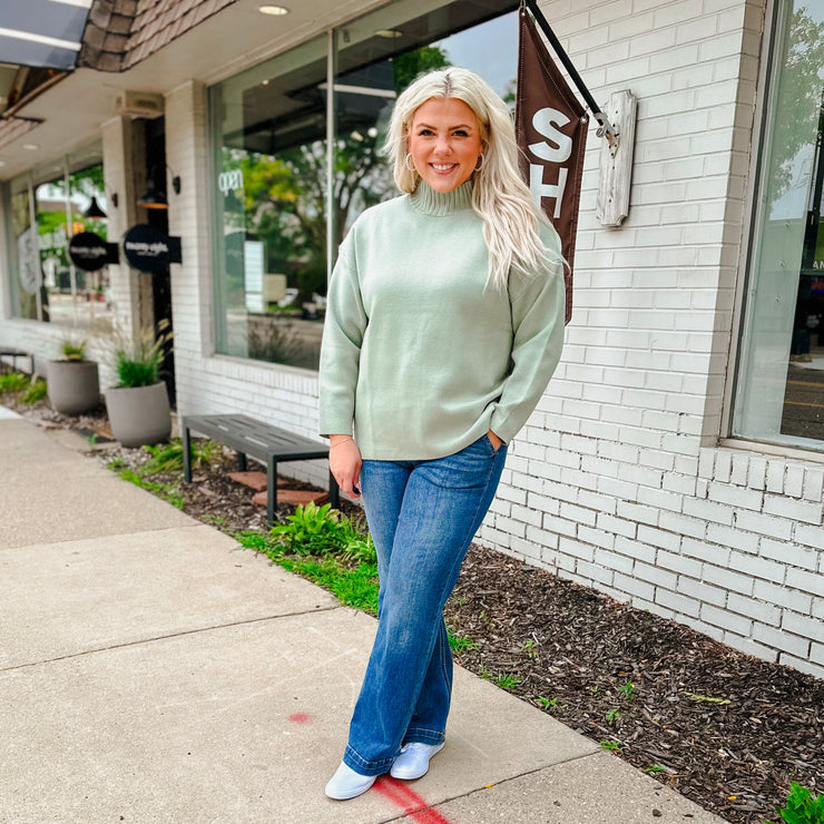 Mock Neck Bubble Sleeve Sweater - Pistachio
