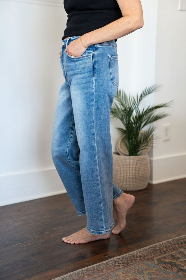 Light Wash High Rise Cropped Jeans
