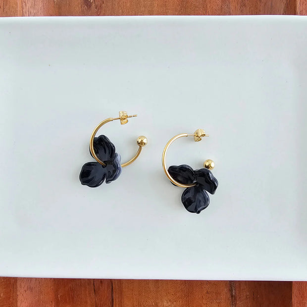 Black Flower Magnolia Hoop