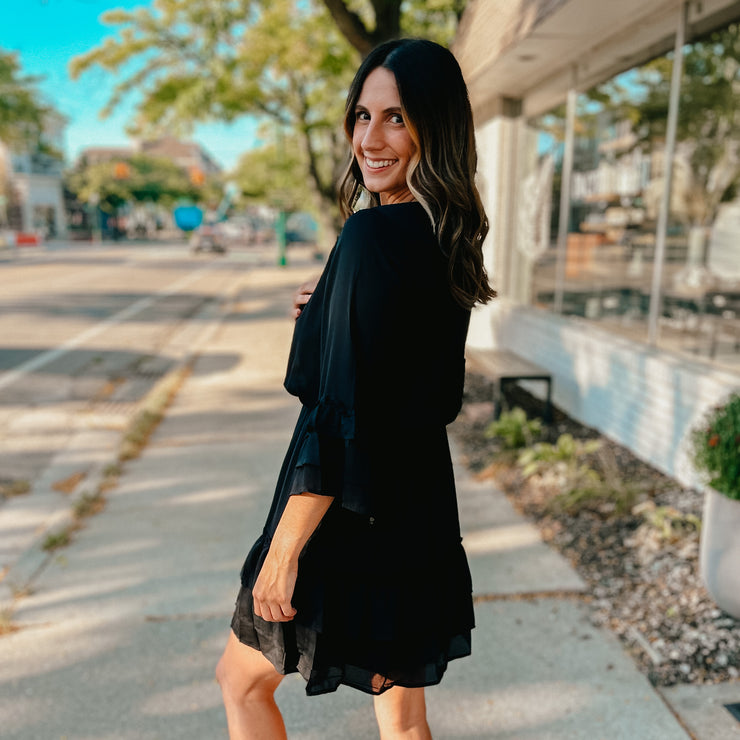 long sleeve tiered dress -  black